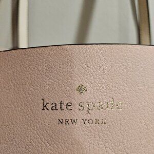 Kate Spade reversible (pink to cream) tote with key fob.